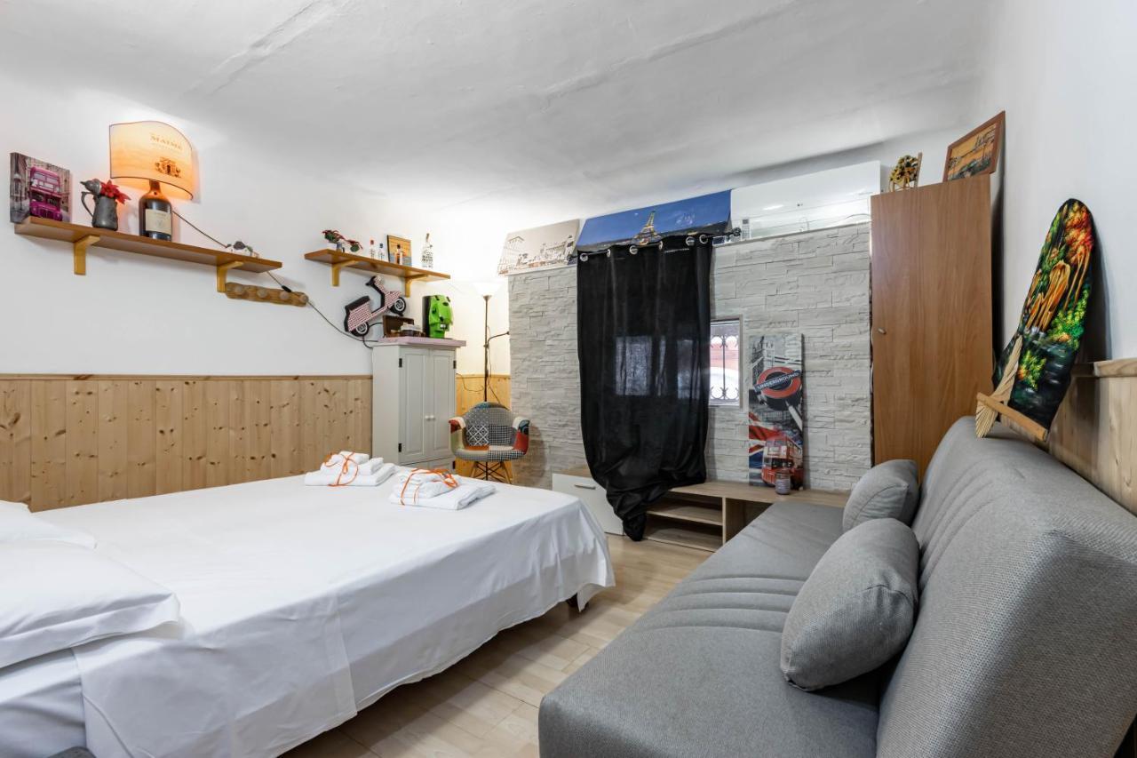 San Nicola Apartments By Rentbeat Бари Экстерьер фото