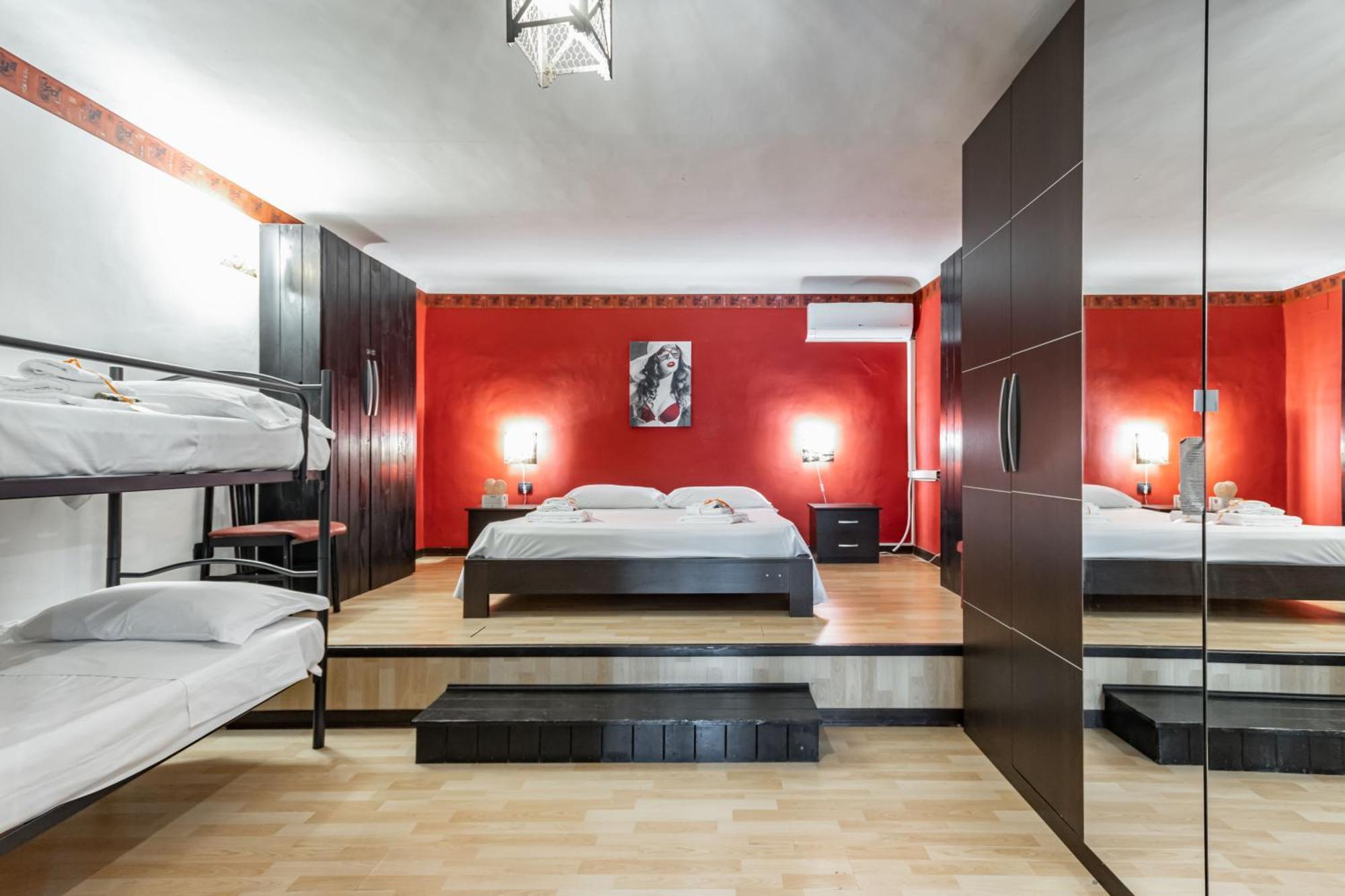 San Nicola Apartments By Rentbeat Бари Экстерьер фото